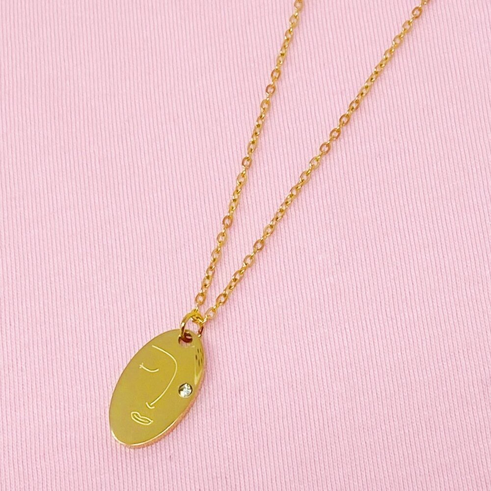 Oblong Face Necklace